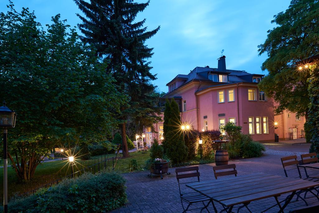Parkhotel Gueldene Berge Weissenfels Exterior photo