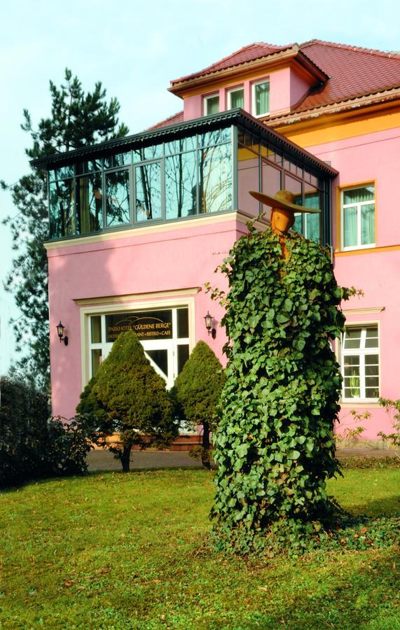 Parkhotel Gueldene Berge Weissenfels Exterior photo